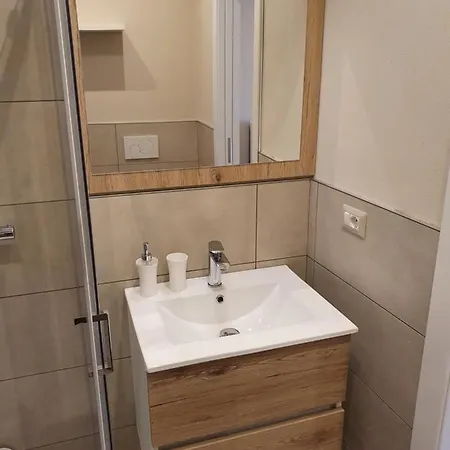 Apartment Le Ochette Di Stresa